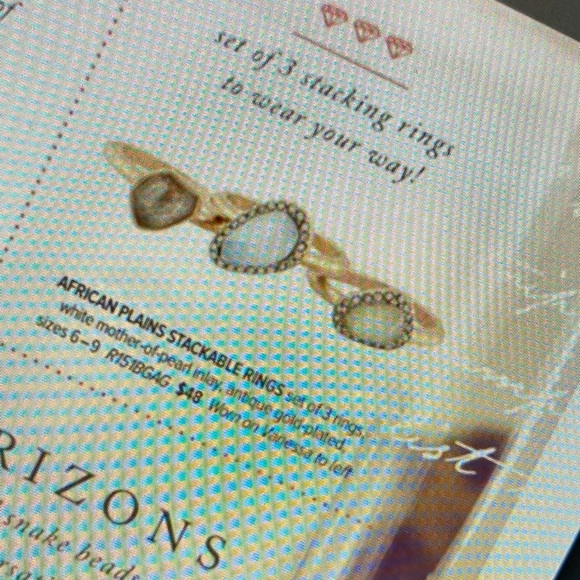 Chloe +Isabel - Picture 5 of 5